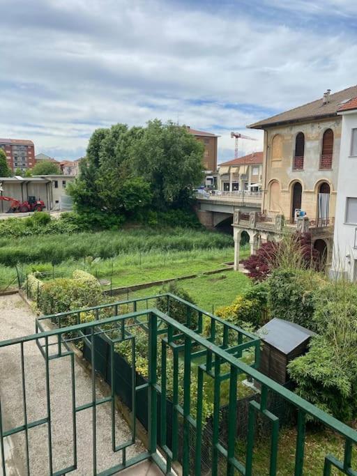Appartamento Francesca Ad Alba Bagian luar foto